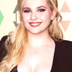 abigail-breslin Nude OnlyFans Leaks