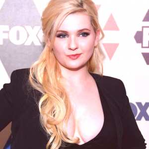 abigail-breslin Nude OnlyFans Leaks