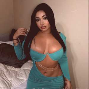 alejandra-velasquez Nude OnlyFans Leaks