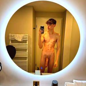 aleksandrrammfree Nude OnlyFans Leaks