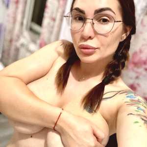 alexandra-rusu Nude OnlyFans Leaks