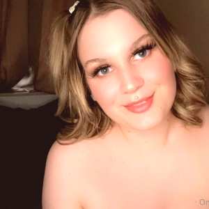 alicee11 Nude OnlyFans Leaks