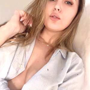 alinarai Nude OnlyFans Leaks