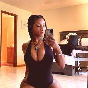 aliyahshauntia Nude OnlyFans Leaks