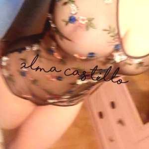 alma-castillo Nude OnlyFans Leaks