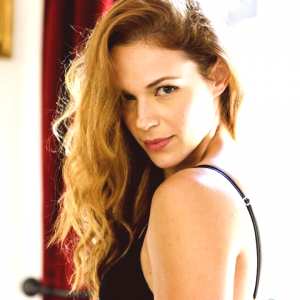 amanda-righetti Nude OnlyFans Leaks