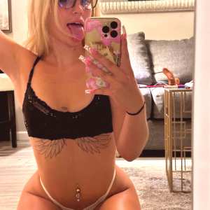 amandaclaire18 Nude OnlyFans Leaks