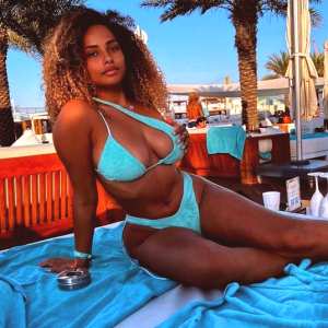 amber-gill Nude OnlyFans Leaks