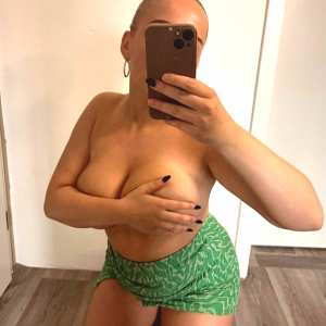 amelia-smith Nude OnlyFans Leaks