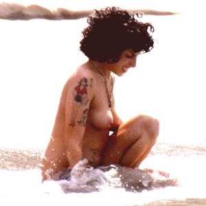 amy-winehouse Nude OnlyFans Leaks