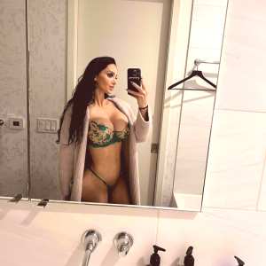 amyanderssen Nude OnlyFans Leaks