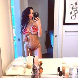 amyanderssen Nude OnlyFans Leaks