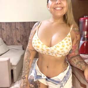 angela-silva Nude OnlyFans Leaks