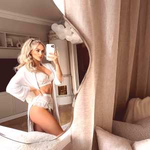 anna-nystrom Nude OnlyFans Leaks