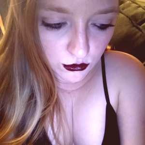 aprilrose1992 Nude OnlyFans Leaks