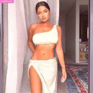 ari-kumar Nude OnlyFans Leaks