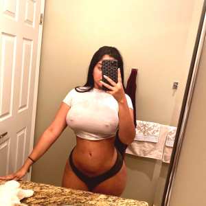 ariana-sayani Nude OnlyFans Leaks