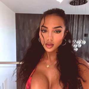 arianna-ajtar Nude OnlyFans Leaks