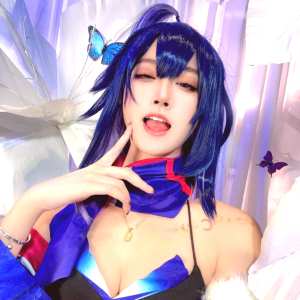 arisa-cosplay Nude OnlyFans Leaks