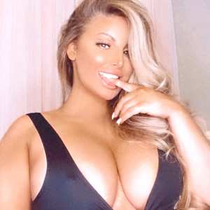 ashalexiss Nude OnlyFans Leaks