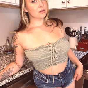 ashleekummings Nude OnlyFans Leaks