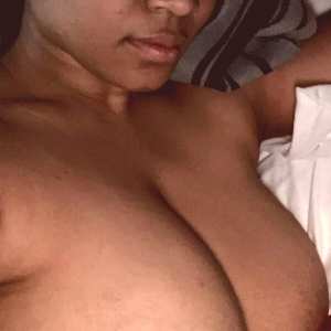 ashleyzee Nude OnlyFans Leaks