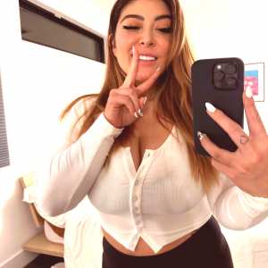 ashlynn-arias-1 Nude OnlyFans Leaks