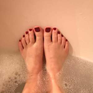 averyysfeet Nude OnlyFans Leaks