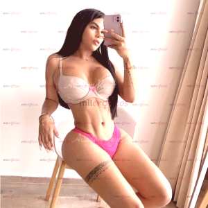 aylin-uscanga Nude OnlyFans Leaks