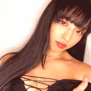 azusa-igarashi Nude OnlyFans Leaks