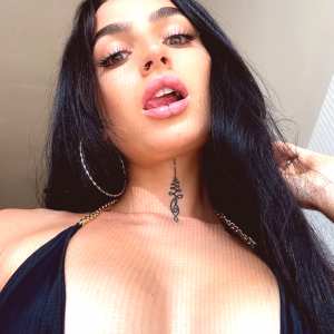 badbbybell Nude OnlyFans Leaks