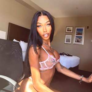 baggyaltiffxxx Nude OnlyFans Leaks