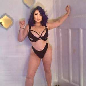 beckybeeofficial Nude OnlyFans Leaks