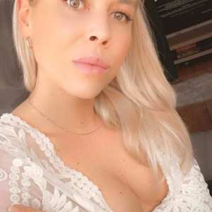 benzpaula Nude OnlyFans Leaks