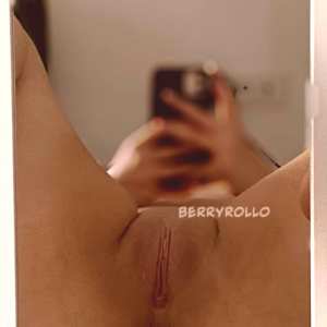 berryrollo Nude OnlyFans Leaks