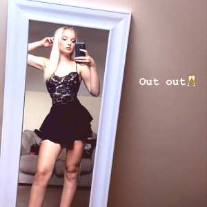 bethany-lily Nude OnlyFans Leaks