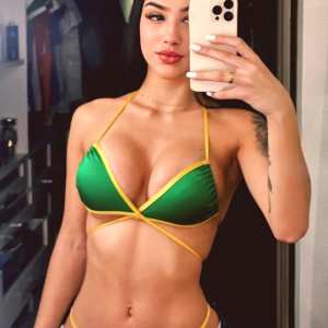 bia-miranda Nude OnlyFans Leaks