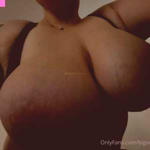 bigareolavibes Nude OnlyFans Leaks