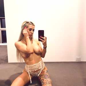 billiebeever Nude OnlyFans Leaks