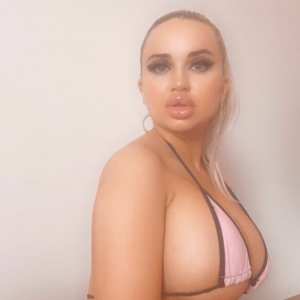 bimbo-bunny-2000 Nude OnlyFans Leaks