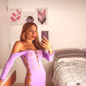 binha-eduarda Nude OnlyFans Leaks