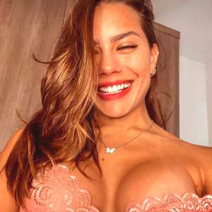 binha-eduarda Nude OnlyFans Leaks