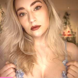 blissfulwhisperasmr Nude OnlyFans Leaks