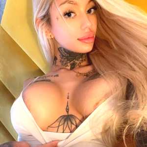 blondebeautyyulia-1 Nude OnlyFans Leaks