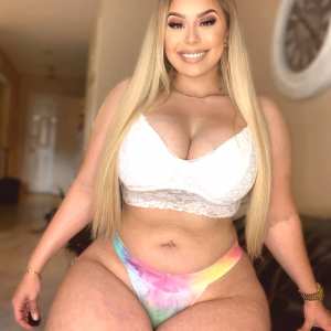 blondiemami Nude OnlyFans Leaks