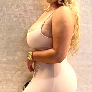 blondiemami Nude OnlyFans Leaks