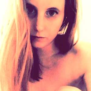 blueeyesbombshell - blueeyesbombshell, theblueeyedbombshell avatar