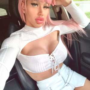 bratzdoll-brno Nude OnlyFans Leaks