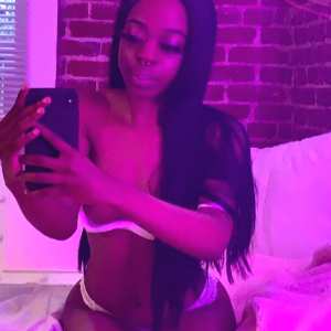 brittxolondon Nude OnlyFans Leaks