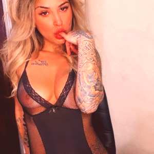 brunna-hollinger Nude OnlyFans Leaks